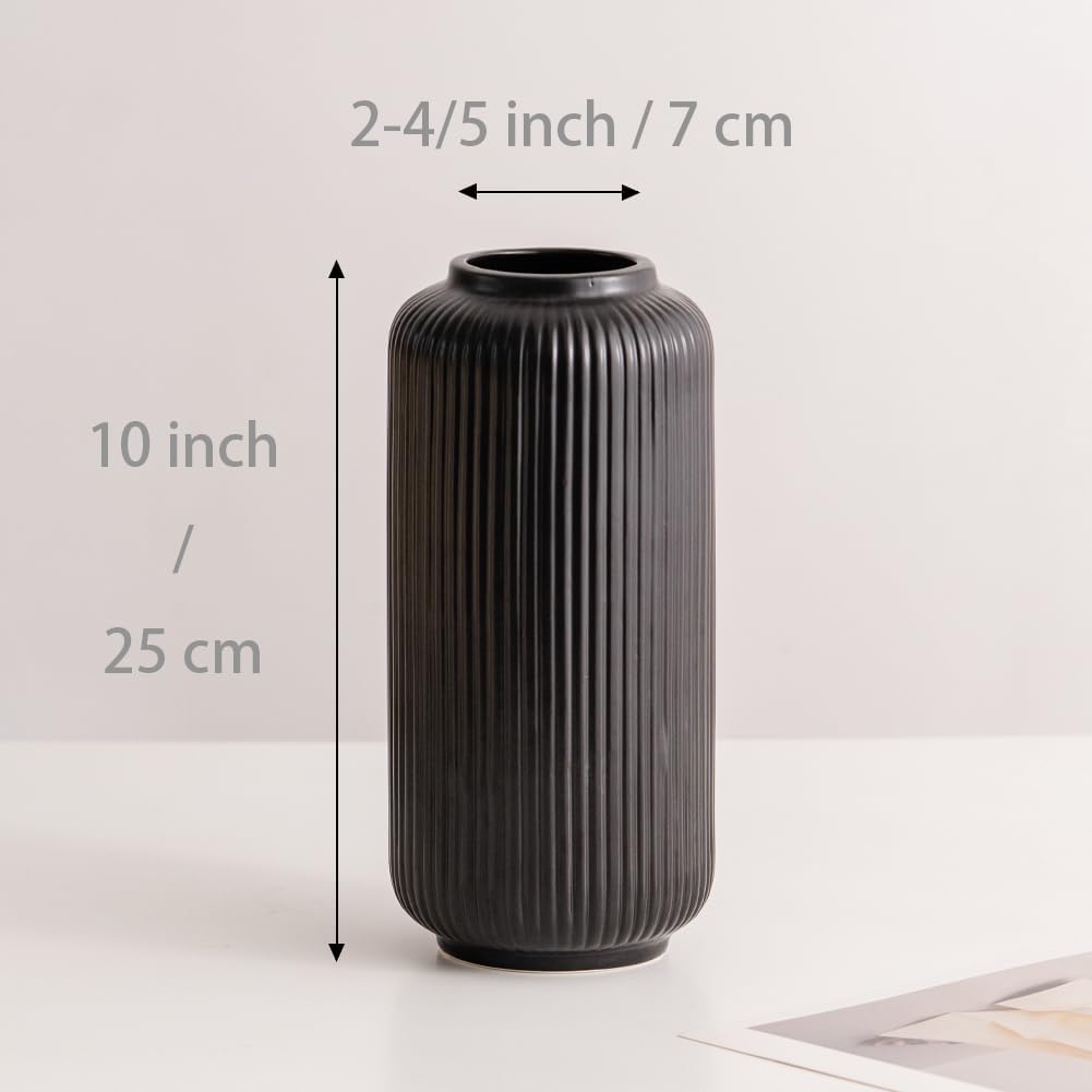 Vase en céramique blanche