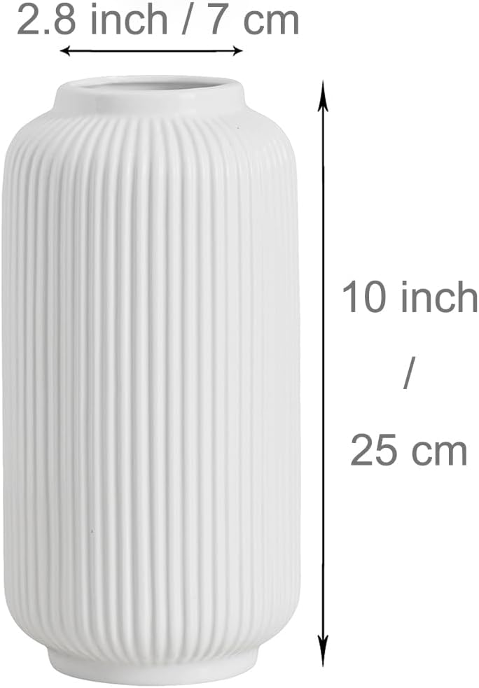 Vase en céramique blanche