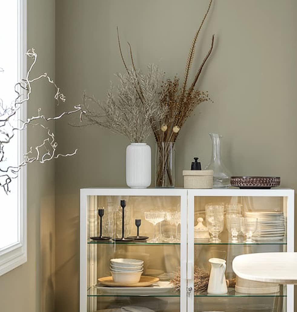 Vase en céramique blanche