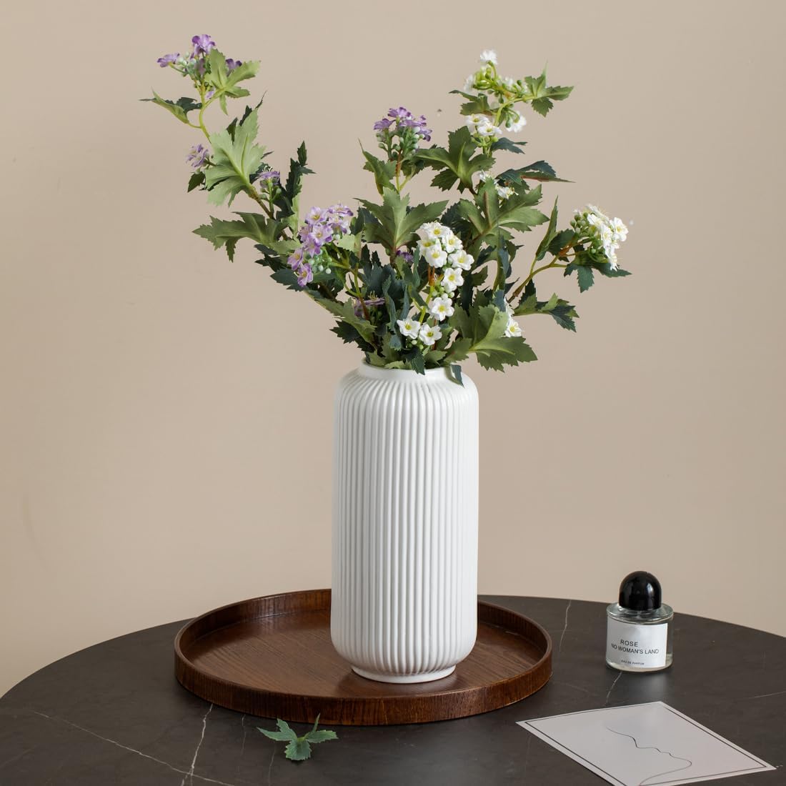 Vase en céramique blanche